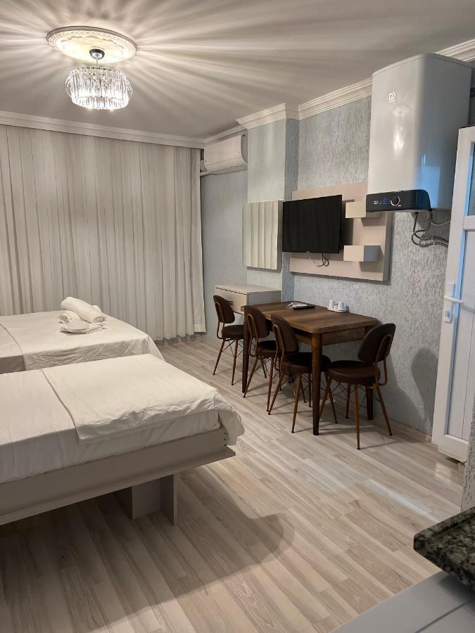 Ikbal Apart Hotel อิสตันบูล ภายนอก รูปภาพ